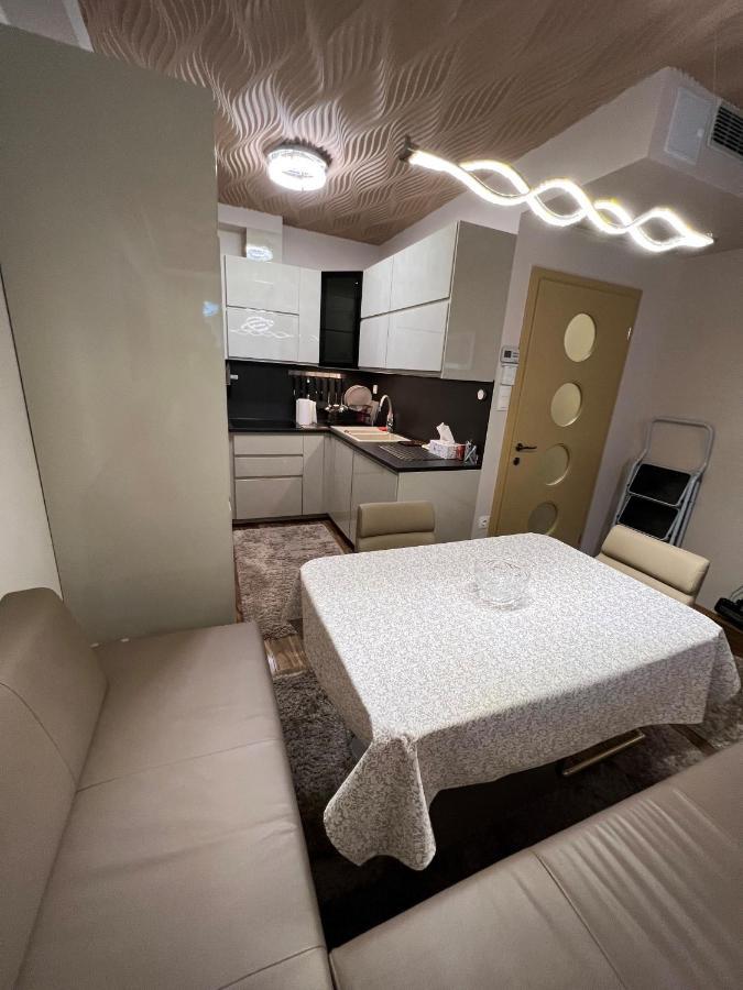 Parizsi Udvar Premium Apartman Apartment Debrecen Bagian luar foto