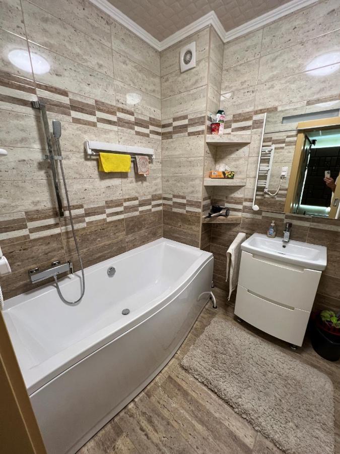 Parizsi Udvar Premium Apartman Apartment Debrecen Bagian luar foto